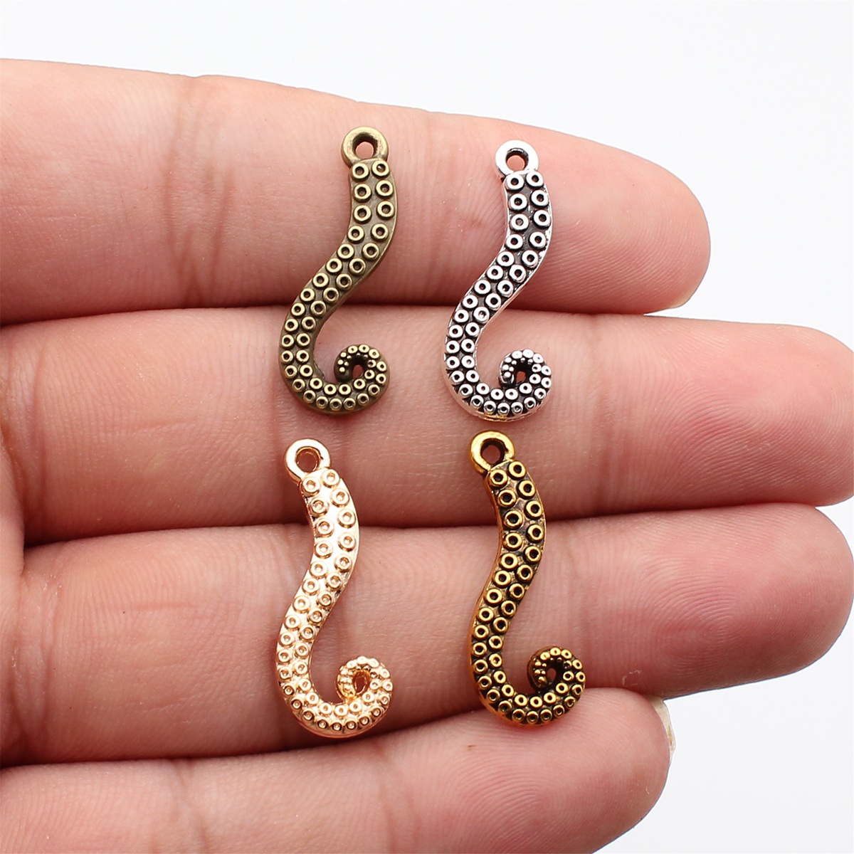 WYSIWYG 20pcs 26x10mm 4 Colors - Vintage Fashion Online recension och pris