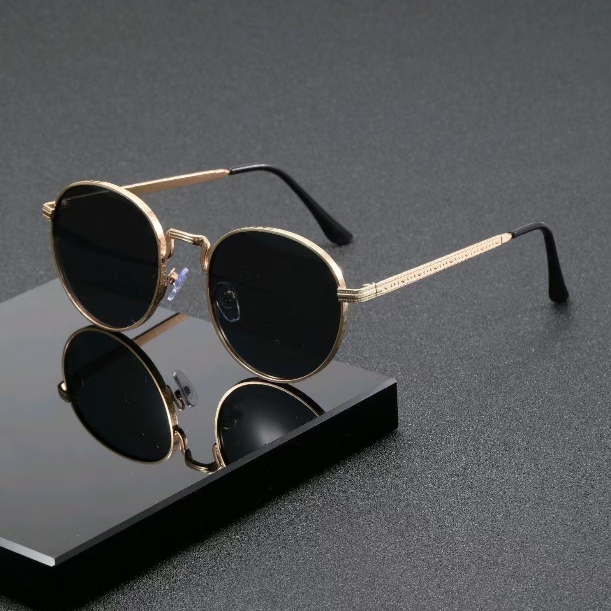 Fashion Classic Round Sunglass - Vintage Outdoor Fashion recension och pris